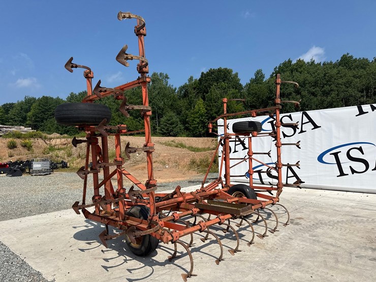 allis-chalmers-1300-image-3