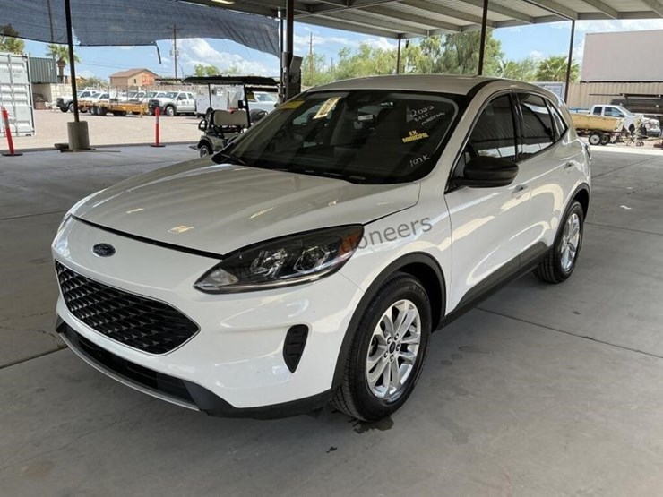 2022-ford-escape-image-4
