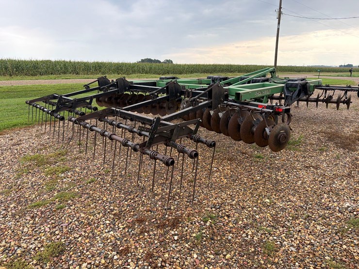 john-deere-510-image-4