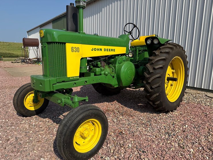 john-deere-630-image-1