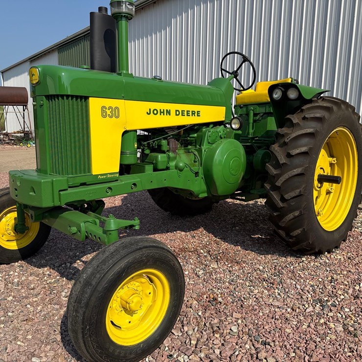 JOHN DEERE 630