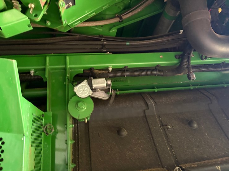 john-deere-s670-image-18
