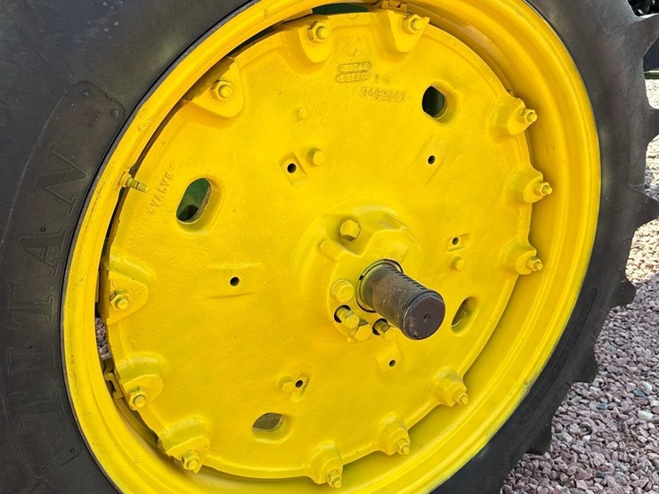 1974-john-deere-4030-image-23