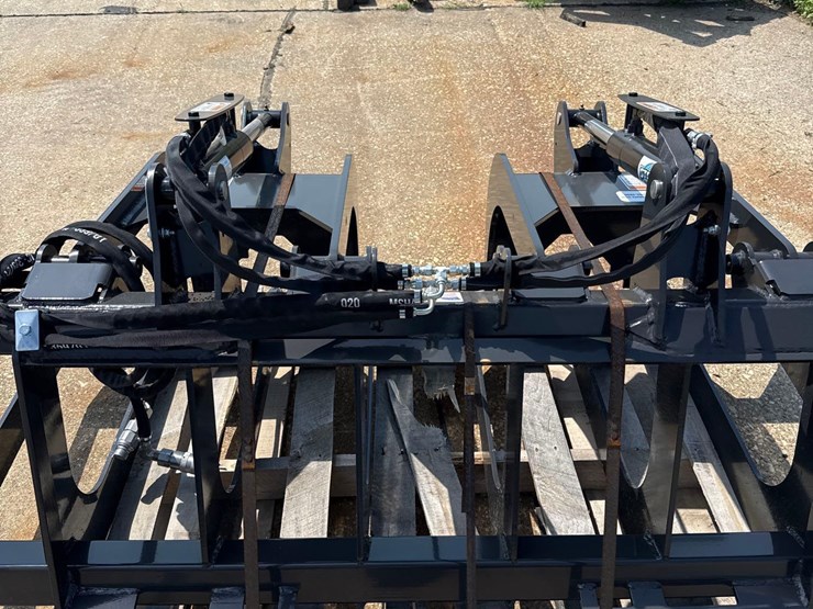 new-stout-66-inch-skidloader-grapple-bucket-image-5