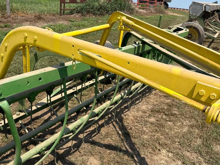 john-deere-640-image-9