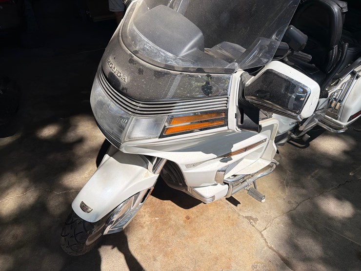 1994-honda-goldwing-motorcycle-image-12