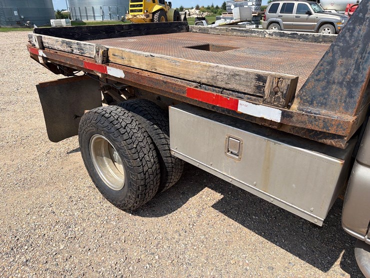 2001-chevrolet-k3500-image-26