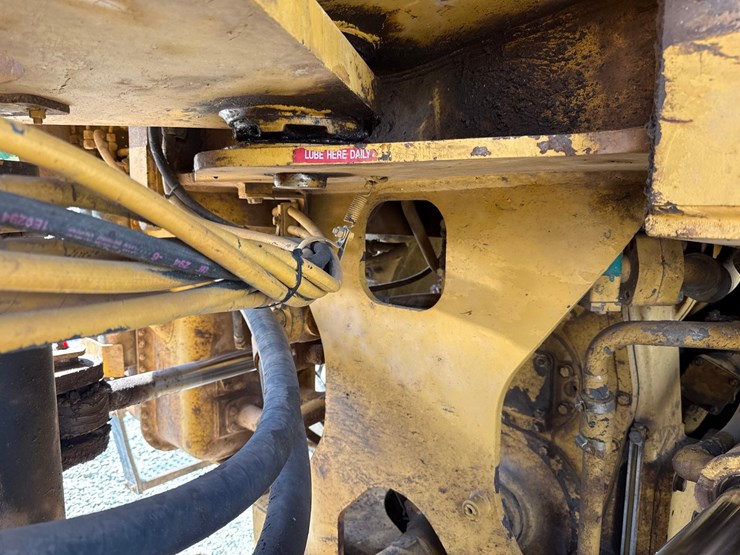 caterpillar-980g-image-39