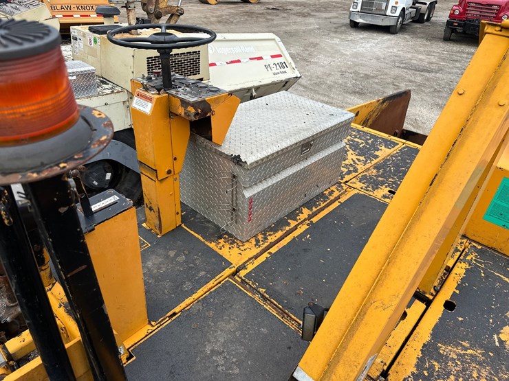 blaw-knox-pf3200-image-27