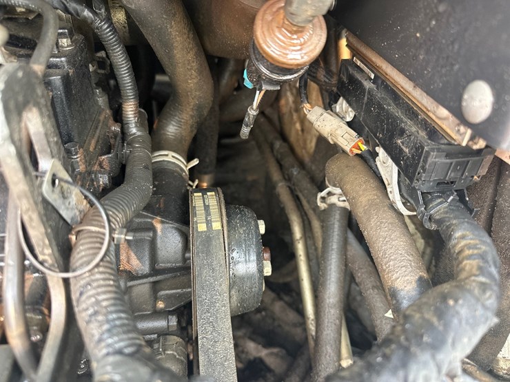 2018-bobcat-t630-image-39