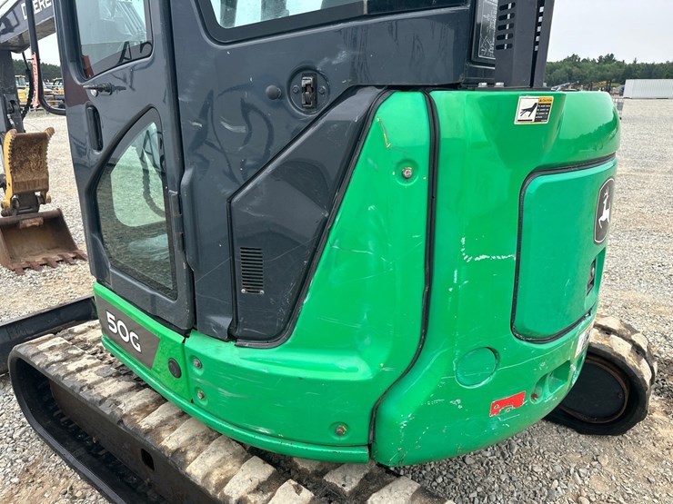 2019-deere-50g-image-37