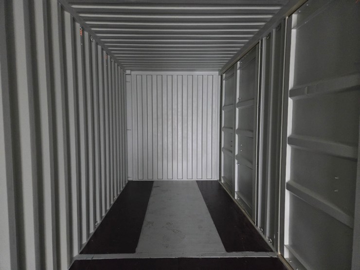 #5304-•-40'-(5)-door-one-trip-shipping-container-image-10