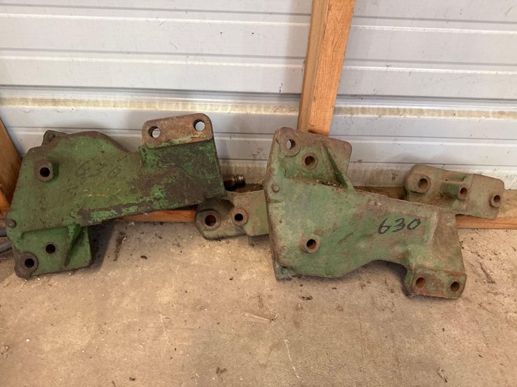 john-deere-630-image-1