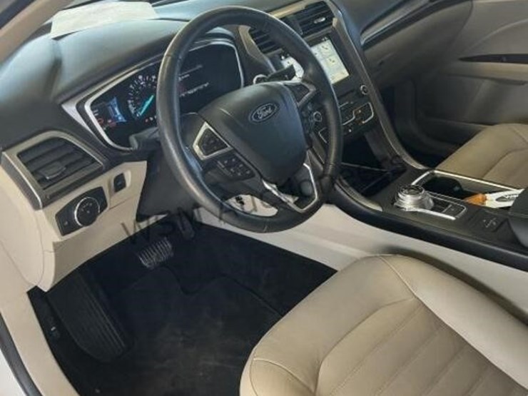 2018-ford-fusion-energie-sdn-image-27