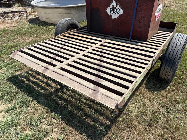 66-inch-x-94-inch-2-wheel-yard-trailer-image-2