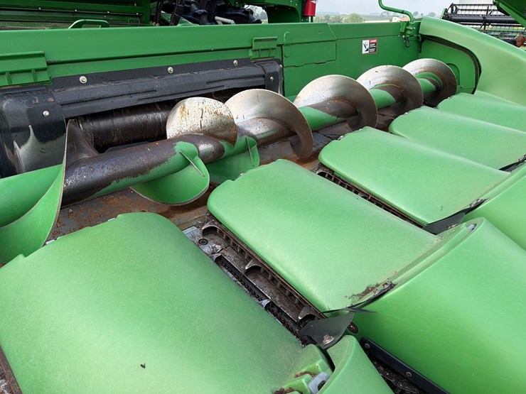 2009-john-deere-608c-image-58