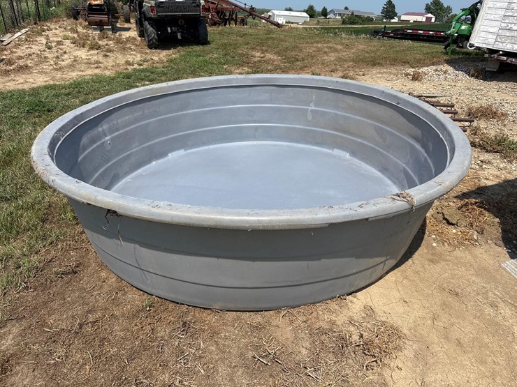 hastings-7ft-cattle-water-tank-image-1
