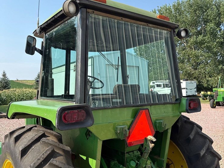 1974-john-deere-4030-image-17