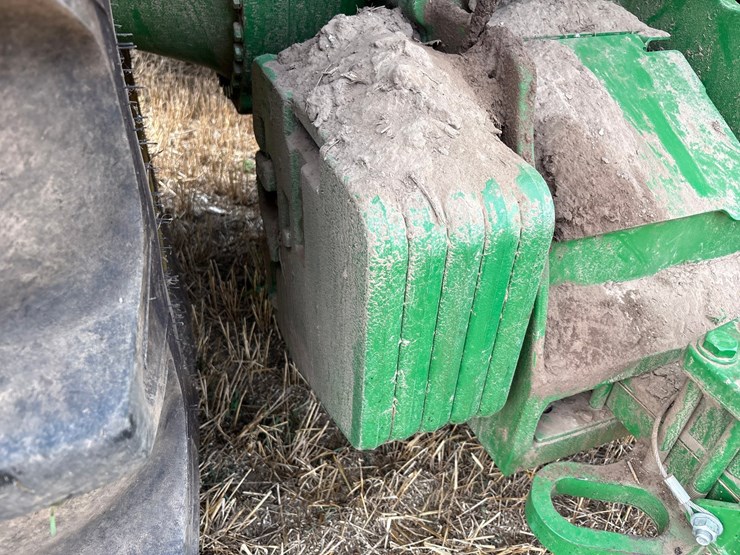 2022-john-deere-640-image-43