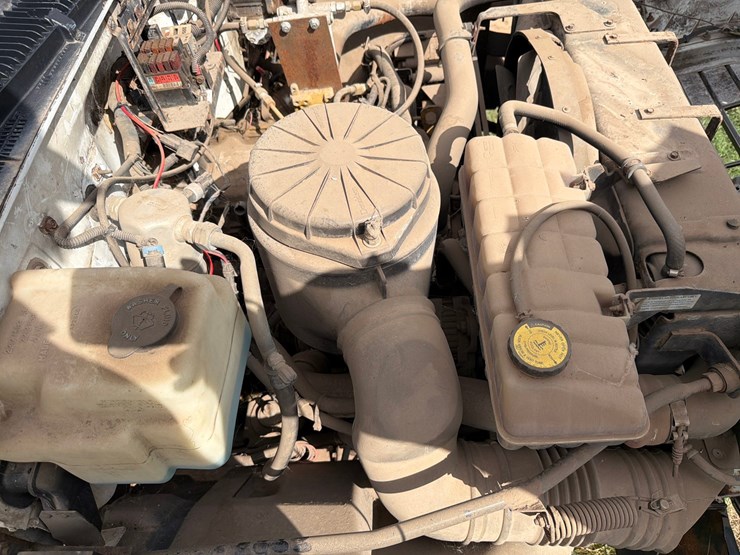 2001-caterpillar-3126-image-44