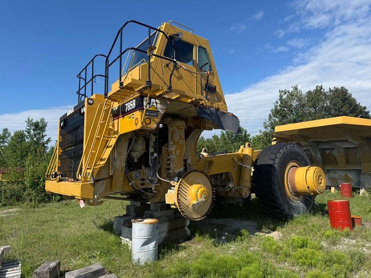 caterpillar-785b-image-1