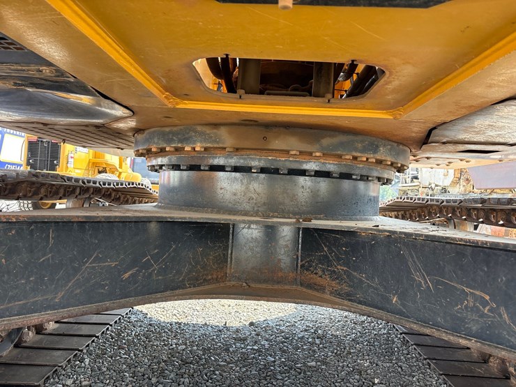 deere-250g-lc-image-66