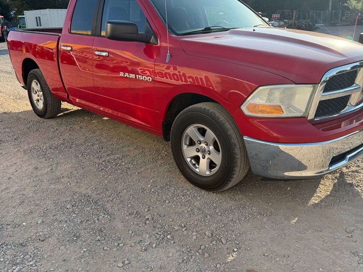 2012-dodge-1500-image-7