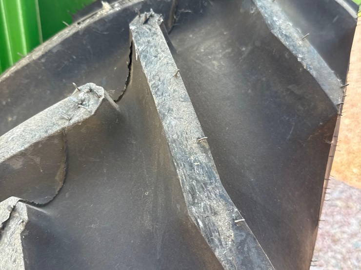 john-deere-530-image-32