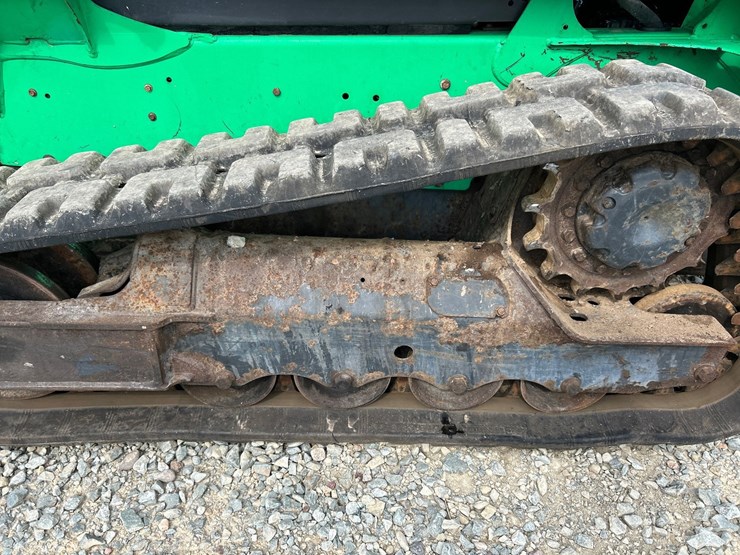 2017-bobcat-t550-image-50