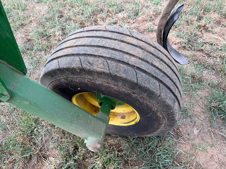 john-deere-2430-image-67