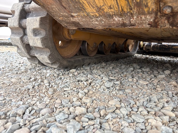 caterpillar-259d3-image-47