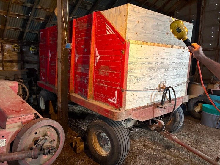 dohrman-6ft-x-12ft-wood-barge-wagon-image-2