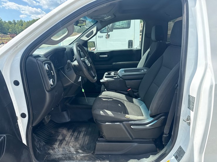 2020-gmc-sierra-1500-image-36