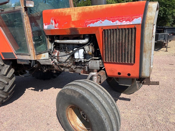 massey-ferguson-2705-image-11