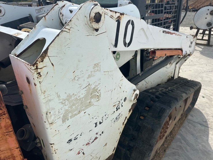 2014-bobcat-t550-image-19
