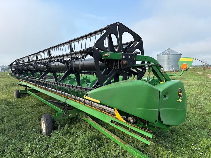 2009-john-deere-635f-image-1