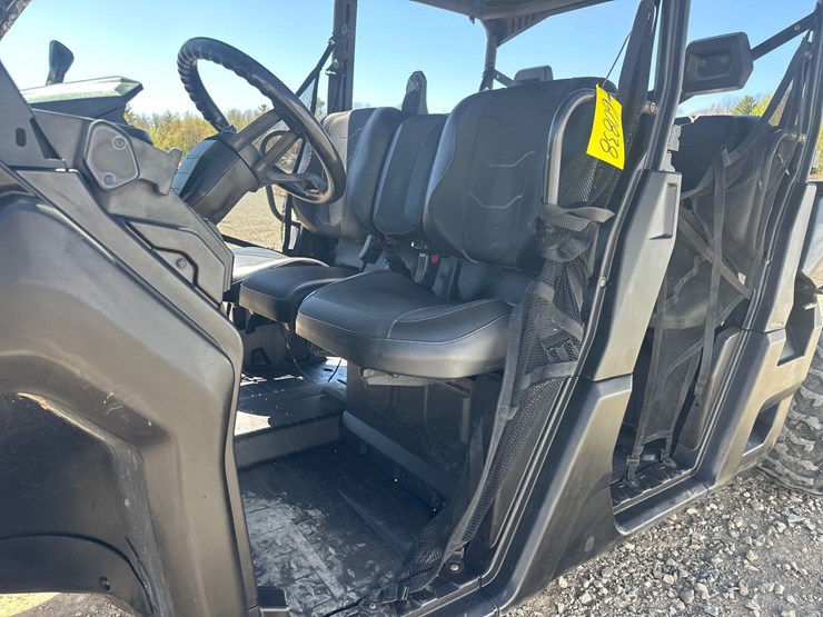 #5301-•-2022-canam-defender-xt-4x4-utv-image-21