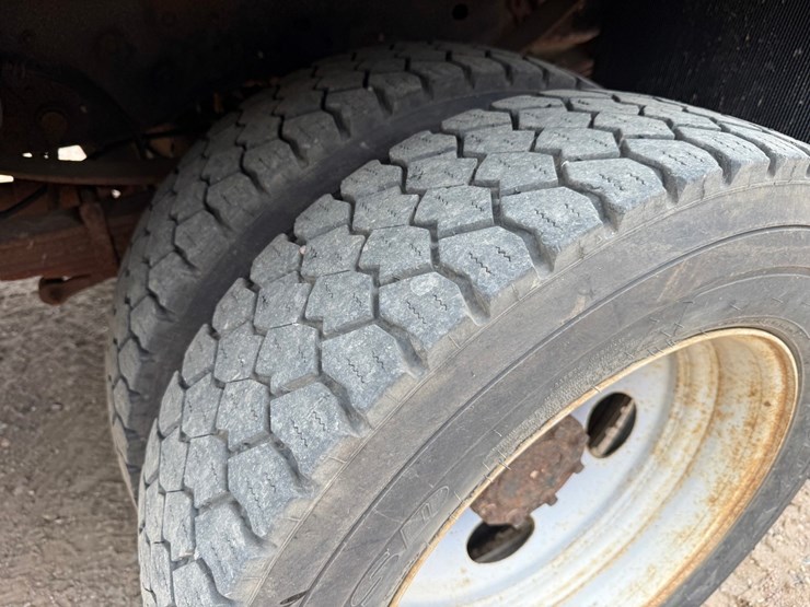 2014-ford-f450-image-60