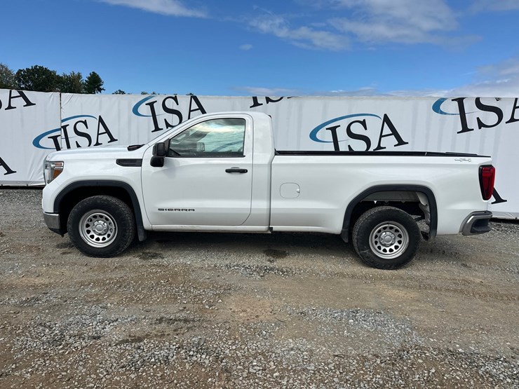 2020-gmc-sierra-1500-image-2