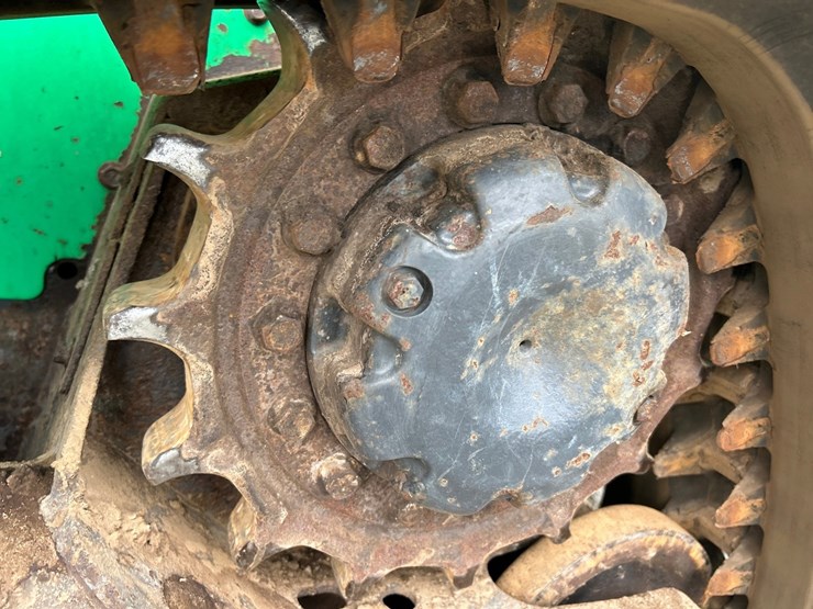 2017-bobcat-t550-image-52