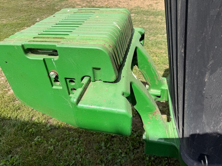 john-deere-8130-image-10