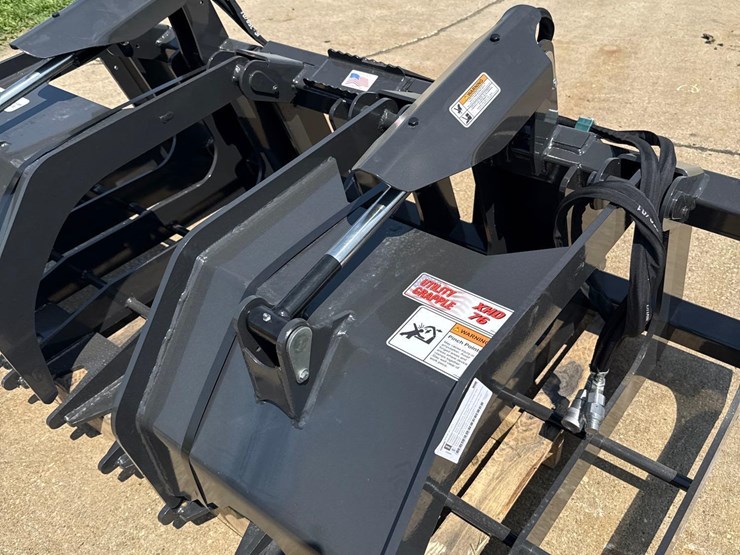 new-stout-76-inch-skidloader-utility-grapple-bucket-image-10
