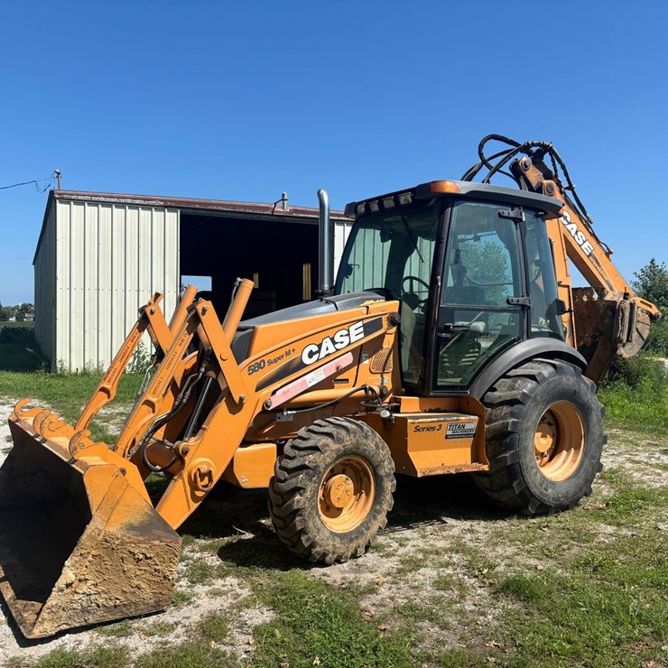 2009 CASE 580M