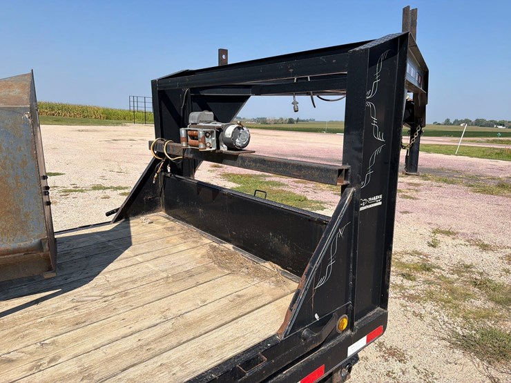 2012-pj-flatbed-image-11