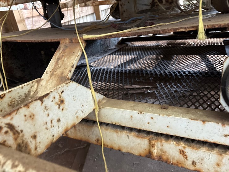 #2921-•-rotary-tile-stringer-trailer-image-10