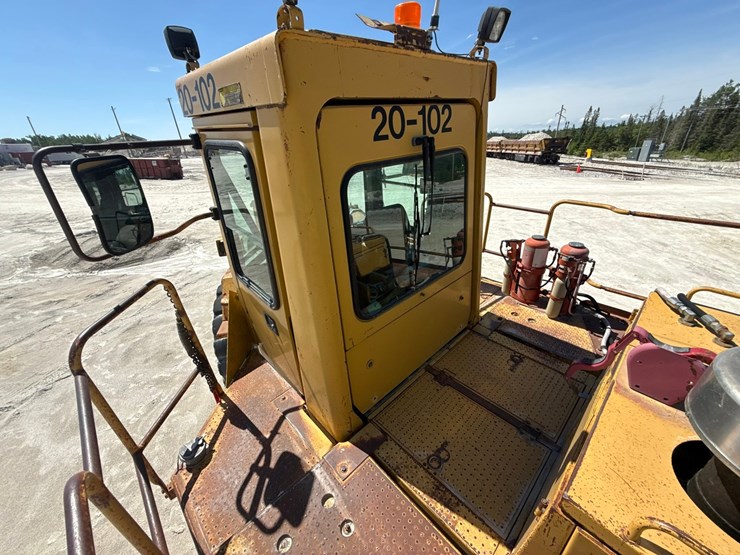 caterpillar-988-image-102