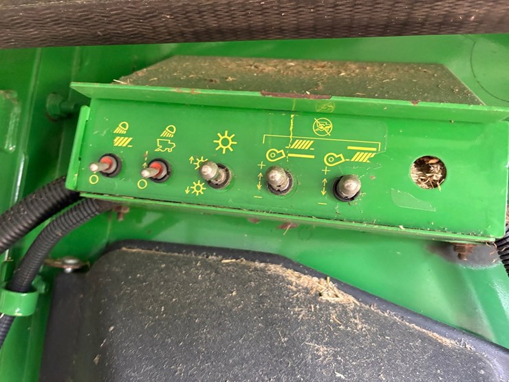 john-deere-s670-image-30