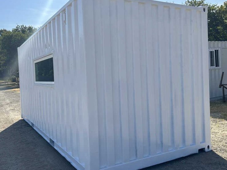 #280-•-20'-conex/-shipping-container-w/-windows-&-door-image-6