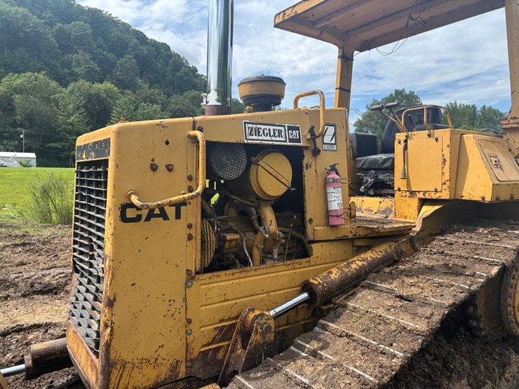 caterpillar-d4h-image-8