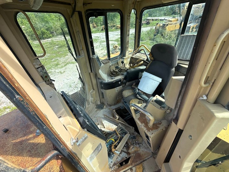 caterpillar-d9r-image-56